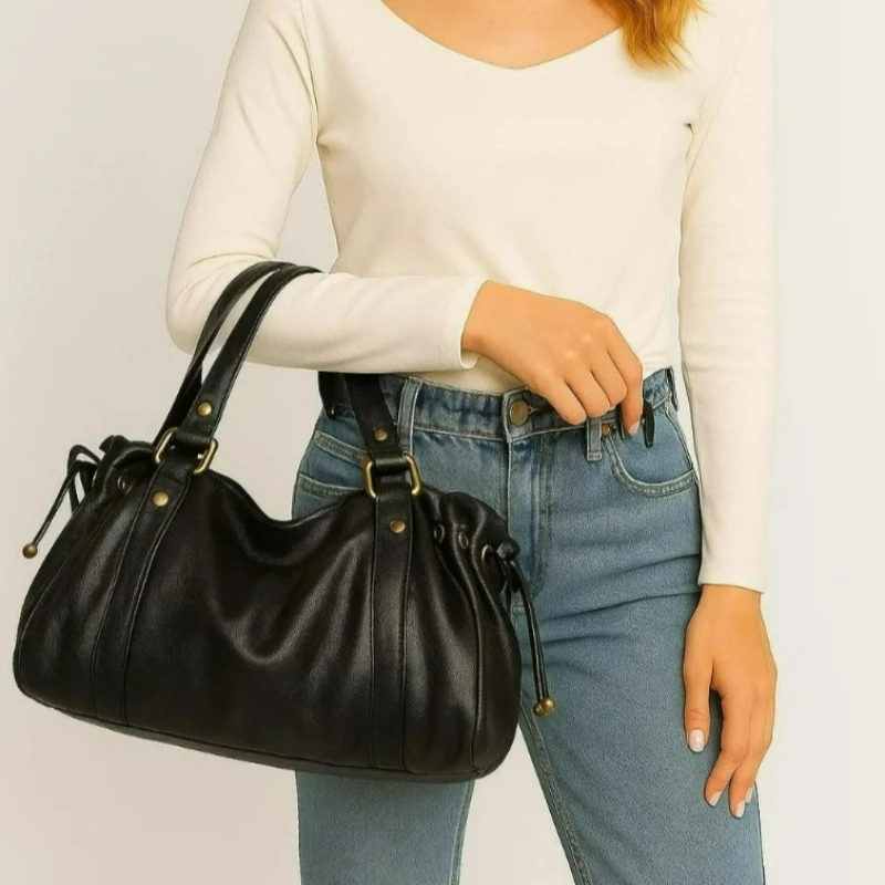 Fashion Large Capacity Boston Bag Designer Women Handbags Luxury Soft Crumpled Pu Leather Shoulder Crossbody Bags Commuter Bag
Fashion Large Capacity Boston Bag Designer Women Handbags Luxury Soft Crumpled Pu Leather Shoulder Crossbody Bags Commuter Bag