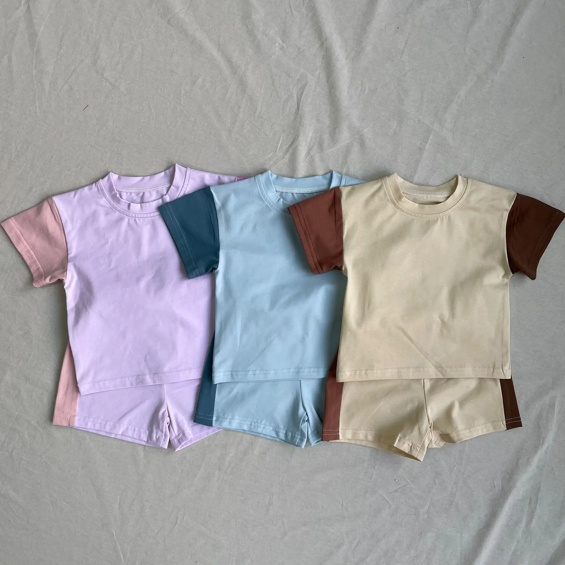 2025 Summer New Baby Short Sleeve Clothes Set Infant Boy Patchwork T Shirts + Shorts 2pcs Suit Toddler Girl Solid Casual Outfits
2025 Summer New Baby Short Sleeve Clothes Set Infant Boy Patchwork T Shirts + Shorts 2pcs Suit Toddler Girl Solid Casual Outfits
