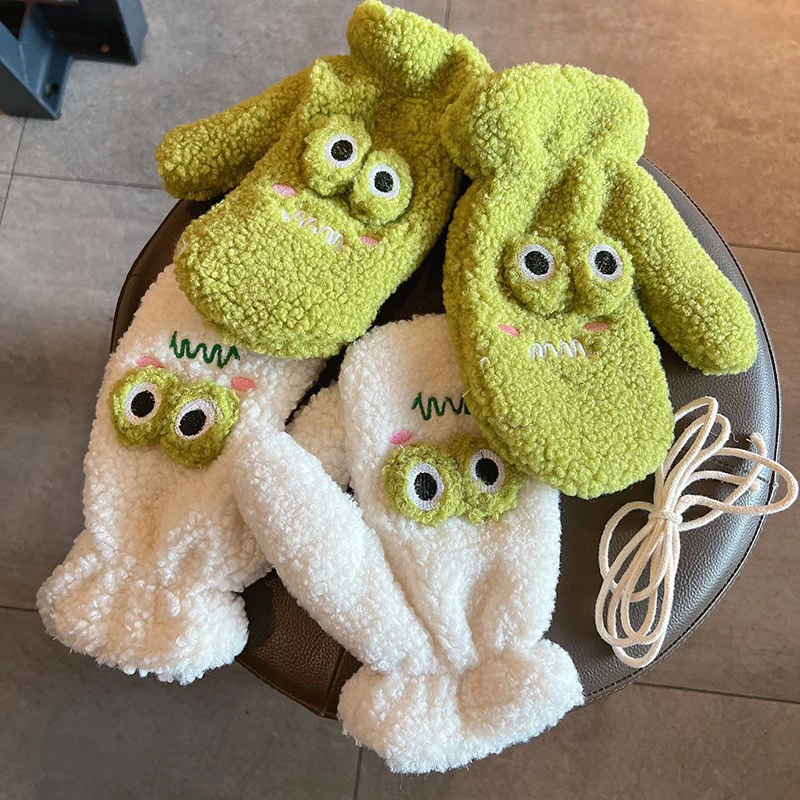 New Winter Adult Gloves Cartoon Green Granular Velvet Gloves With Frog Detachable Halter Neck Velvet Couple Cold-proof Gloves
New Winter Adult Gloves Cartoon Green Granular Velvet Gloves With Frog Detachable Halter Neck Velvet Couple Cold-proof Gloves