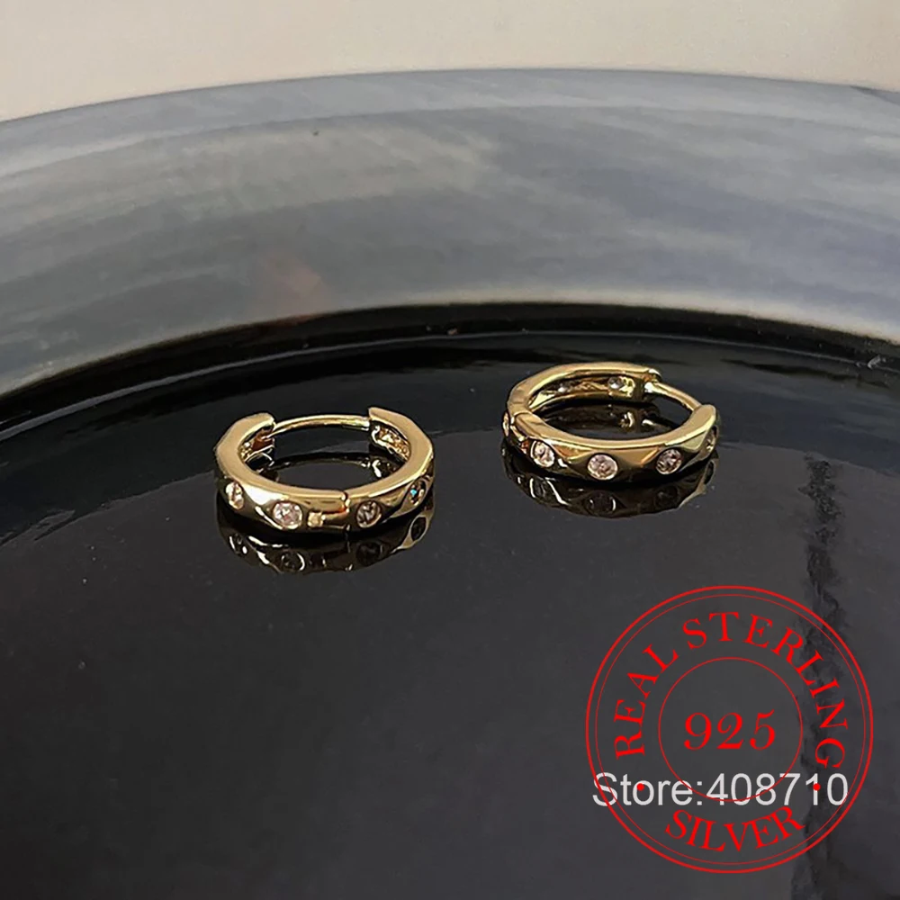 925 Sterling Silver Jewelry 18K Gold Plated Luxury Crystal Hoop Earrings for Women Wedding Party Jewelry For Girls Friend Gift
925 Sterling Silver Jewelry 18K Gold Plated Luxury Crystal Hoop Earrings for Women Wedding Party Jewelry For Girls Friend Gift