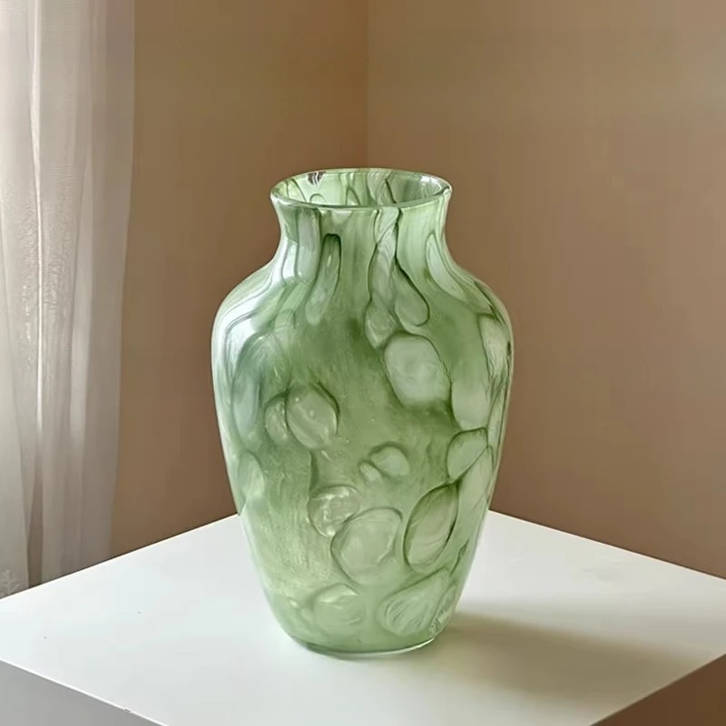 Glazed glass vase living room flower arrangement light luxury high-end niche ornament
Glazed glass vase living room flower arrangement light luxury high-end niche ornament