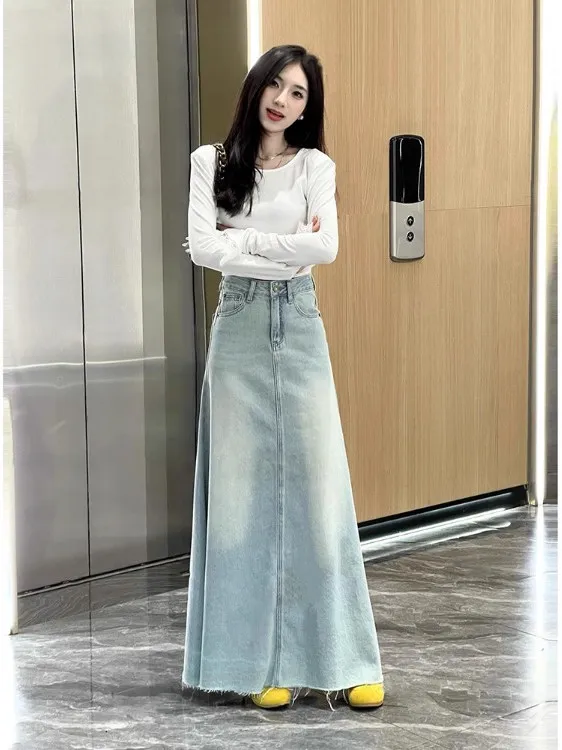 High Waist Retro Washed Denim Skirt plus Size Women's Summer New Style Cover Belly Slimming Skirt Casual Loose Fit A-Line
High Waist Retro Washed Denim Skirt plus Size Women's Summer New Style Cover Belly Slimming Skirt Casual Loose Fit A-Line