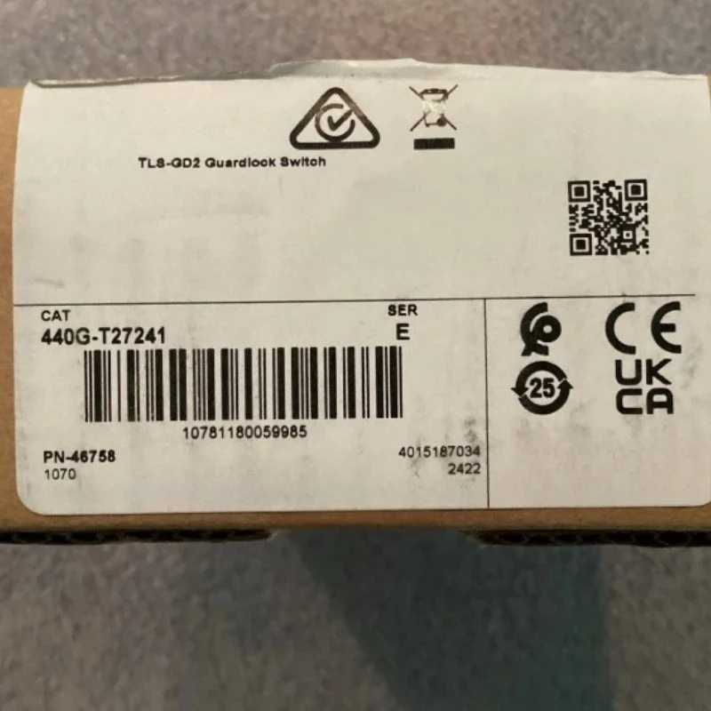 Brand New Original 440G-T27241 Safety Door Switch 440GT27241 Fast delivery
Brand New Original 440G-T27241 Safety Door Switch 440GT27241 Fast delivery