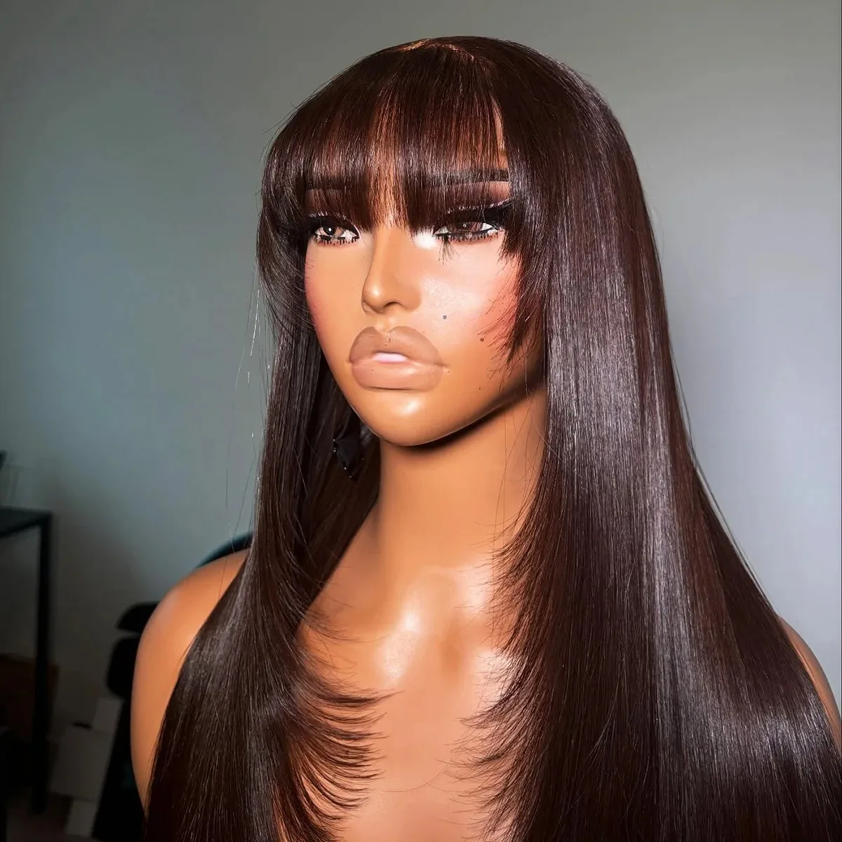 Layered Lace Front Wig Chestnut Brown Wig with Bangs Invisible Transparent 13x4 HD Lace Front Wig Synthetic Wigs For Women 20''
Layered Lace Front Wig Chestnut Brown Wig with Bangs Invisible Transparent 13x4 HD Lace Front Wig Synthetic Wigs For Women 20''