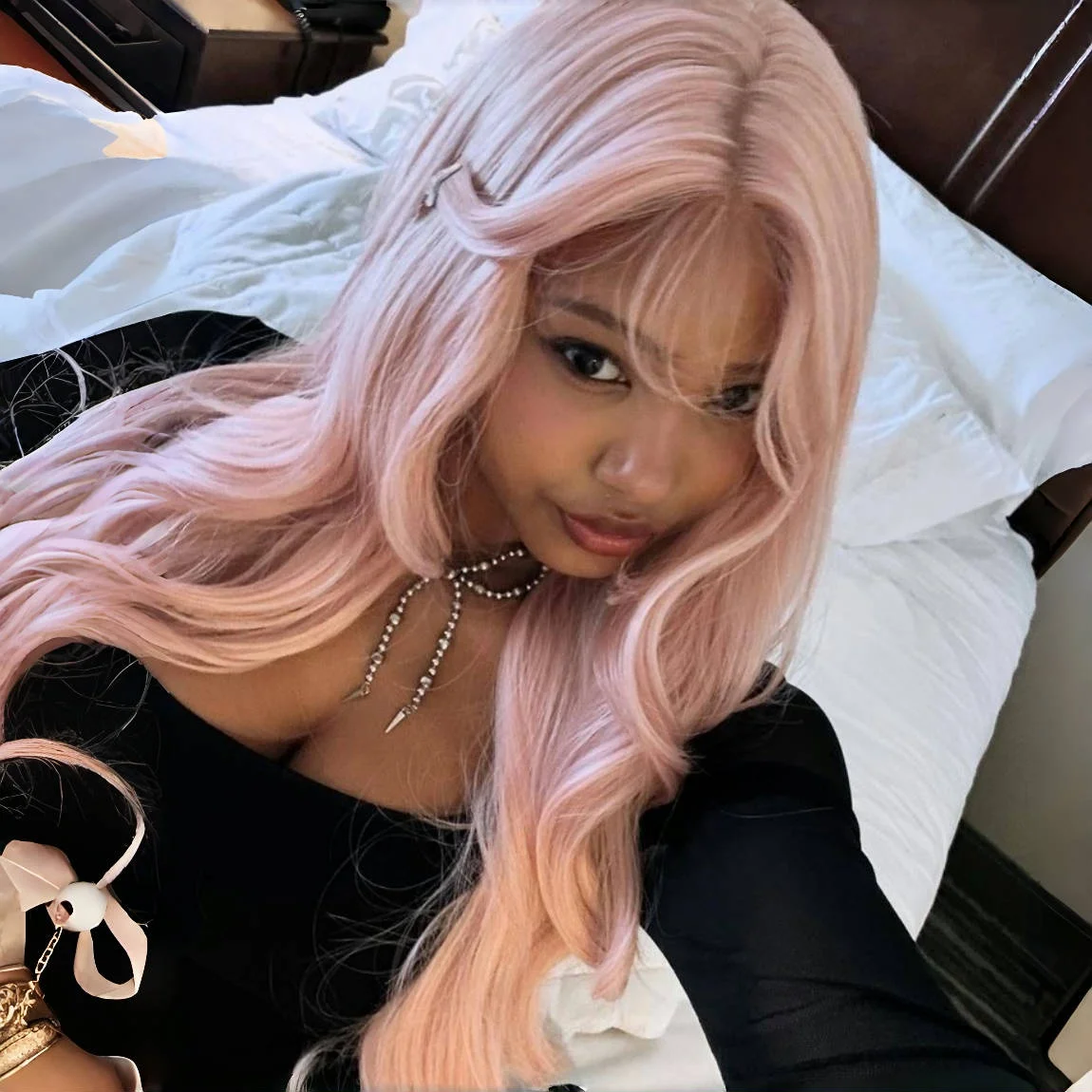 Розовый парик Лолита Длинный мечтательный розовый волнистый парик шнурка для женщин Симпатичные средние части Термостойкие синтетические парики для ежедневного использования Вечеринка
Розовый парик Лолита Длинный мечтательный розовый волнистый парик шнурка для женщин Симпатичные средние части Термостойкие синтетические парики для ежедневного использования Вечеринка