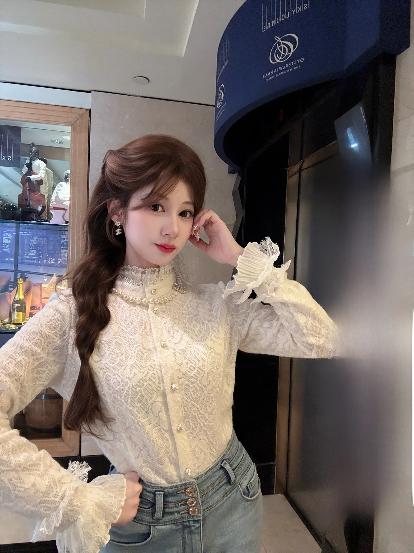 Ele Lace Wool Blend Base irt Women's Winter New Sle Gathered Waist Bell Sve Top by nai Quali Faion
Ele Lace Wool Blend Base irt Women's Winter New Sle Gathered Waist Bell Sve Top by nai Quali Faion