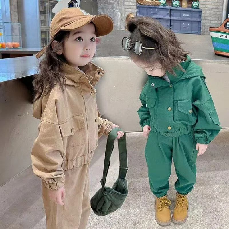 Children's Spring and Autumn New Style Girls' Fashionable Long Sleeve Loose Casual Work Clothes Set for Female Baby Fashion
Children's Spring and Autumn New Style Girls' Fashionable Long Sleeve Loose Casual Work Clothes Set for Female Baby Fashion