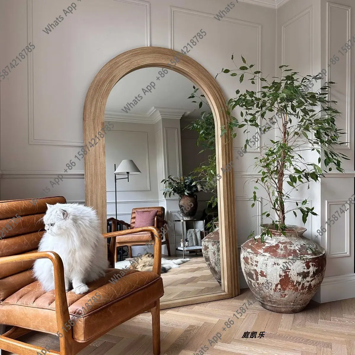 Wabi sandy wind full-length mirror custom large size arched fitting mirror designer French retro home medieval full-length mirro
Wabi sandy wind full-length mirror custom large size arched fitting mirror designer French retro home medieval full-length mirro