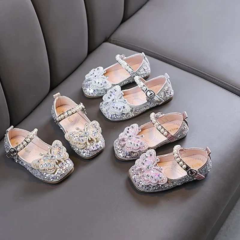 Girls Spring Autumn Single Shoes Childrens Princess Square Toe Butterfly Rhinestones Shoes Womans Performance Pearls Dance Shoes 
Girls Spring Autumn Single Shoes Childrens Princess Square Toe Butterfly Rhinestones Shoes Womans Performance Pearls Dance Shoes