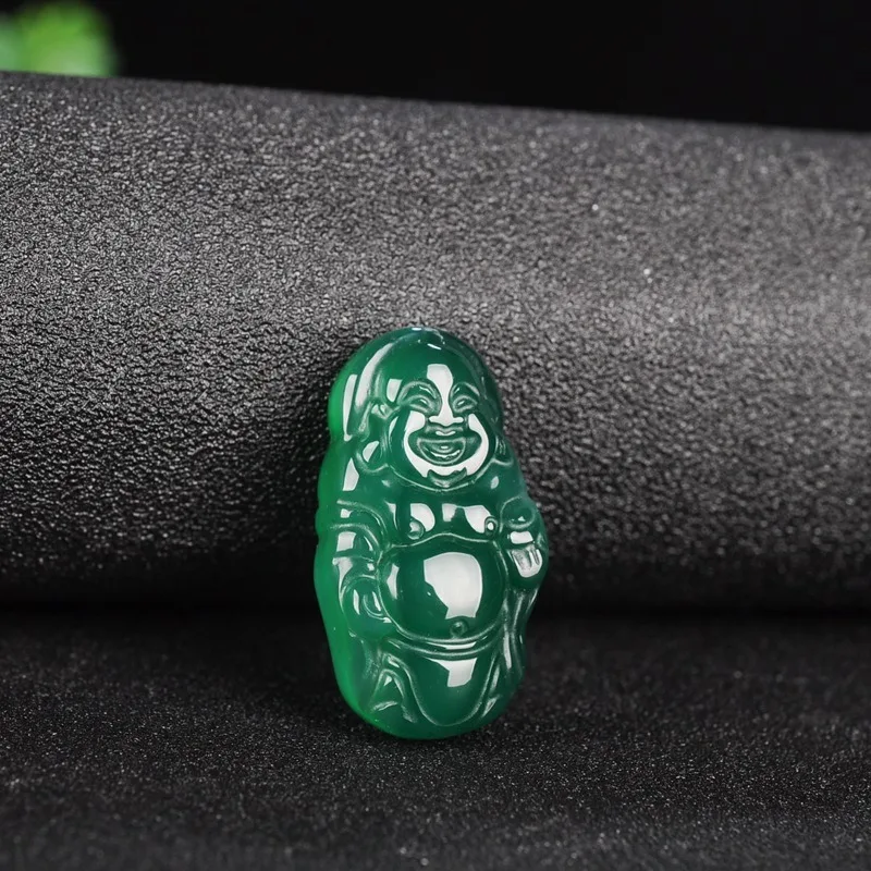 Natural Green Chalcedony Hand-carved Maitreya Buddha Pendant Fashion Boutique Jewelry Men and Women Green Agate Necklace Gift
Natural Green Chalcedony Hand-carved Maitreya Buddha Pendant Fashion Boutique Jewelry Men and Women Green Agate Necklace Gift