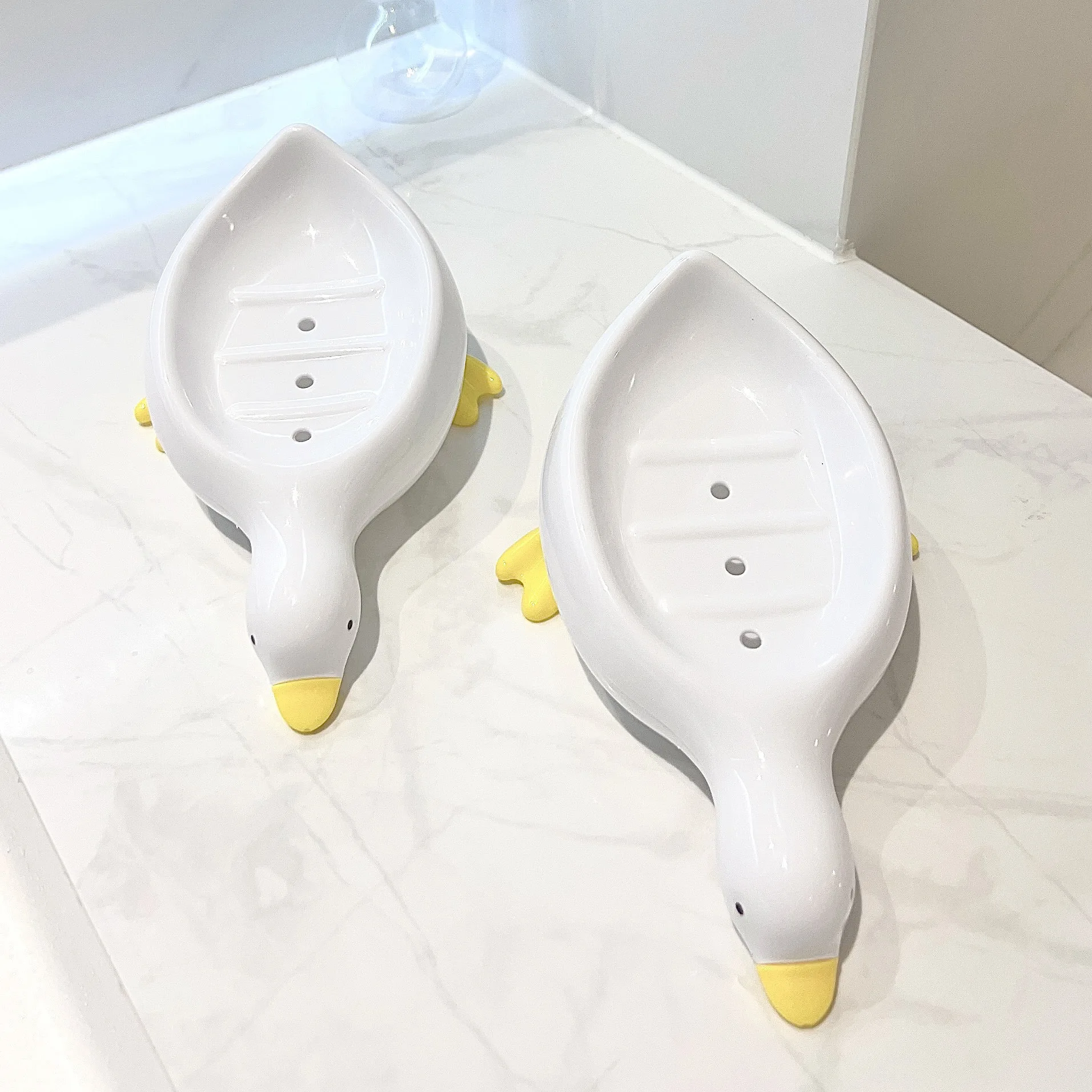 Duck Shape Ceramic Soap Box Soap Dish Drainable Storage Holder Soap Container Storage Dish Household Bathroom accessories
Duck Shape Ceramic Soap Box Soap Dish Drainable Storage Holder Soap Container Storage Dish Household Bathroom accessories