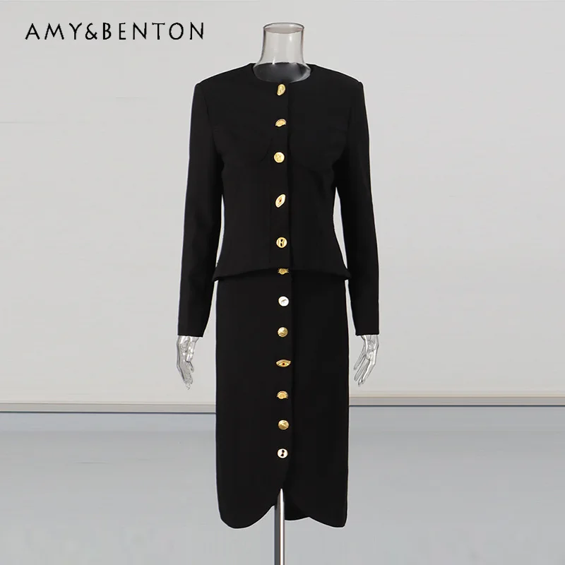 French Temperament Women's Skirt Set 2026 New Waist-cinching Single-breasted Crew Neck Top Solid Color Long Skirts Sets Ladies
French Temperament Women's Skirt Set 2026 New Waist-cinching Single-breasted Crew Neck Top Solid Color Long Skirts Sets Ladies