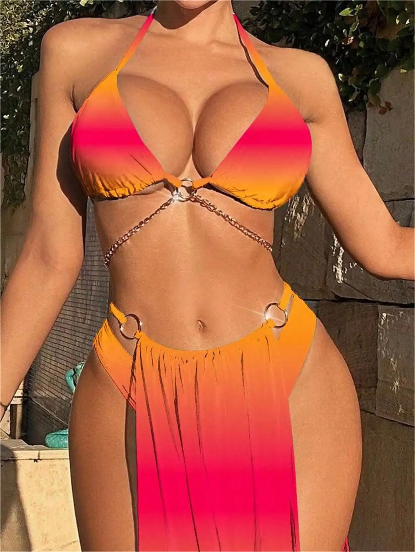 Комплект бикини с градиентной расцветкой и завязками на шее, с юбкой-накидкой для женщин
Комплект бикини с градиентной расцветкой и завязками на шее, с юбкой-накидкой для женщин