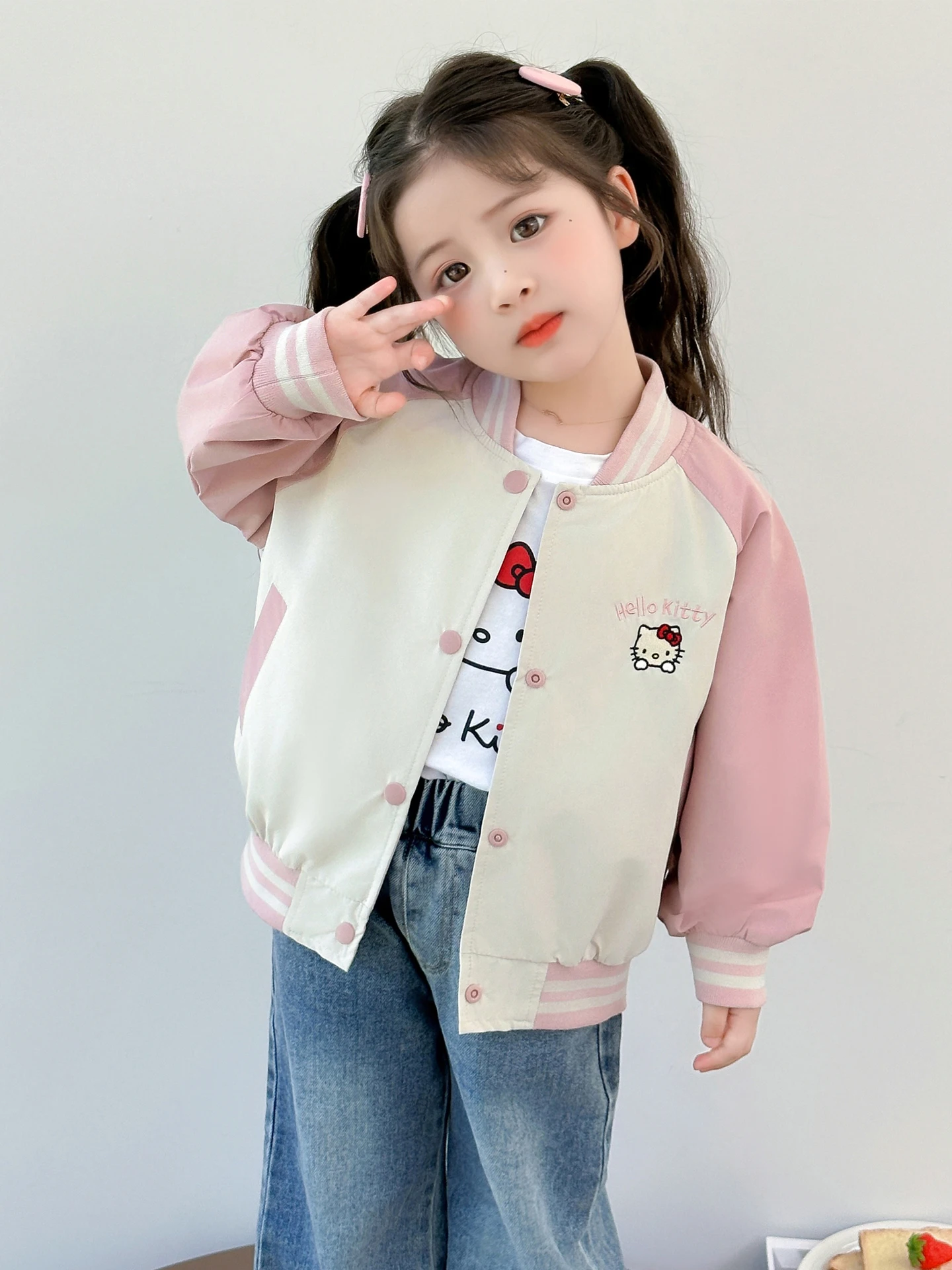 Girls' Splicing Baseball Jacket 2025 Spring Autumn New Cute Hello Kitty Long Sleeve Coats Children Casual Loose Pockets Tops
Girls' Splicing Baseball Jacket 2025 Spring Autumn New Cute Hello Kitty Long Sleeve Coats Children Casual Loose Pockets Tops