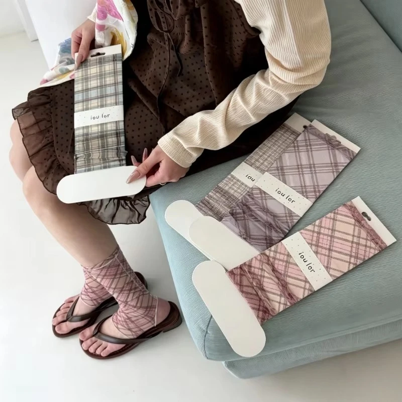 Retro Plaid Mesh Leg Warmers Ultra Thin Breathable Medium Tube Socks Girls Leg Cover Summer Suncreen Foot Cover Women Leg Warmer
Retro Plaid Mesh Leg Warmers Ultra Thin Breathable Medium Tube Socks Girls Leg Cover Summer Suncreen Foot Cover Women Leg Warmer