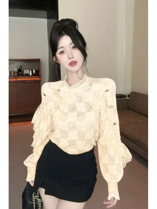 Elegant Lace Embroidery Design Slim Fit Base Shirt Gentle Pure Desire Simple Women's Autumn Underwear Nicole Rose Brand
Elegant Lace Embroidery Design Slim Fit Base Shirt Gentle Pure Desire Simple Women's Autumn Underwear Nicole Rose Brand