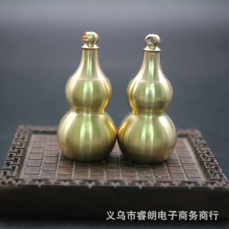 Brass Large Round Head Gourd Pendant Hollow Gourd Keychain Pendant Car Small Ornament Car Key Pendant
Brass Large Round Head Gourd Pendant Hollow Gourd Keychain Pendant Car Small Ornament Car Key Pendant