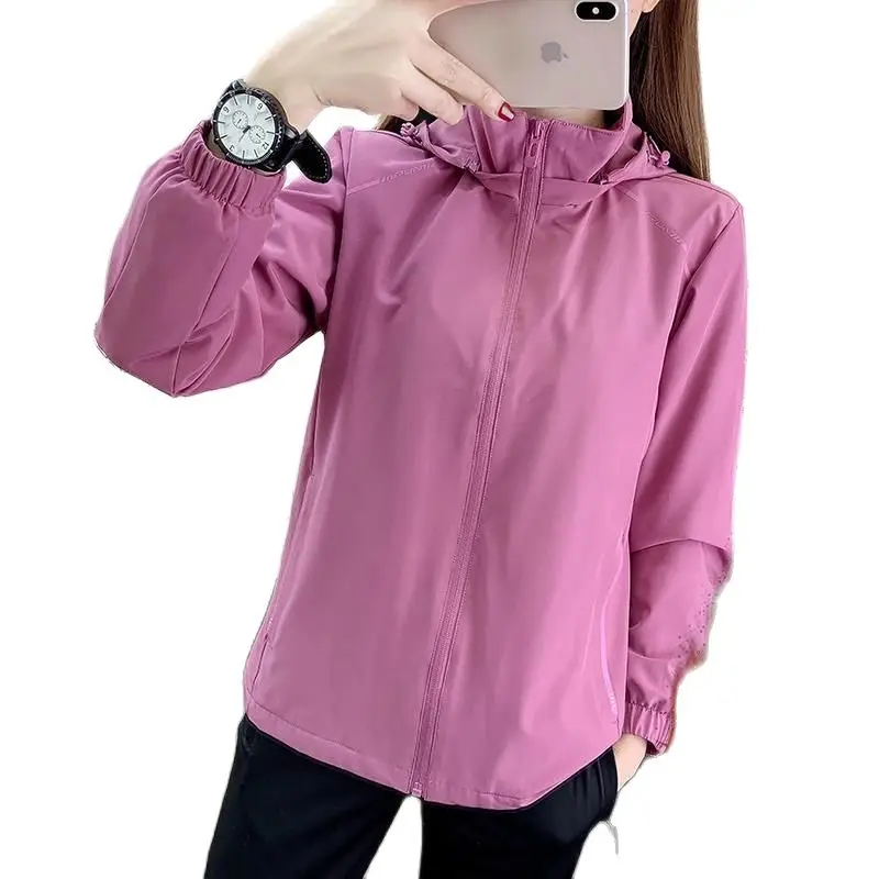 2022 Spring Autumn Women Upscale Section Breathable Waterproof Windproof Quick-drying Jacket Men Female Couple Coat
2022 Spring Autumn Women Upscale Section Breathable Waterproof Windproof Quick-drying Jacket Men Female Couple Coat