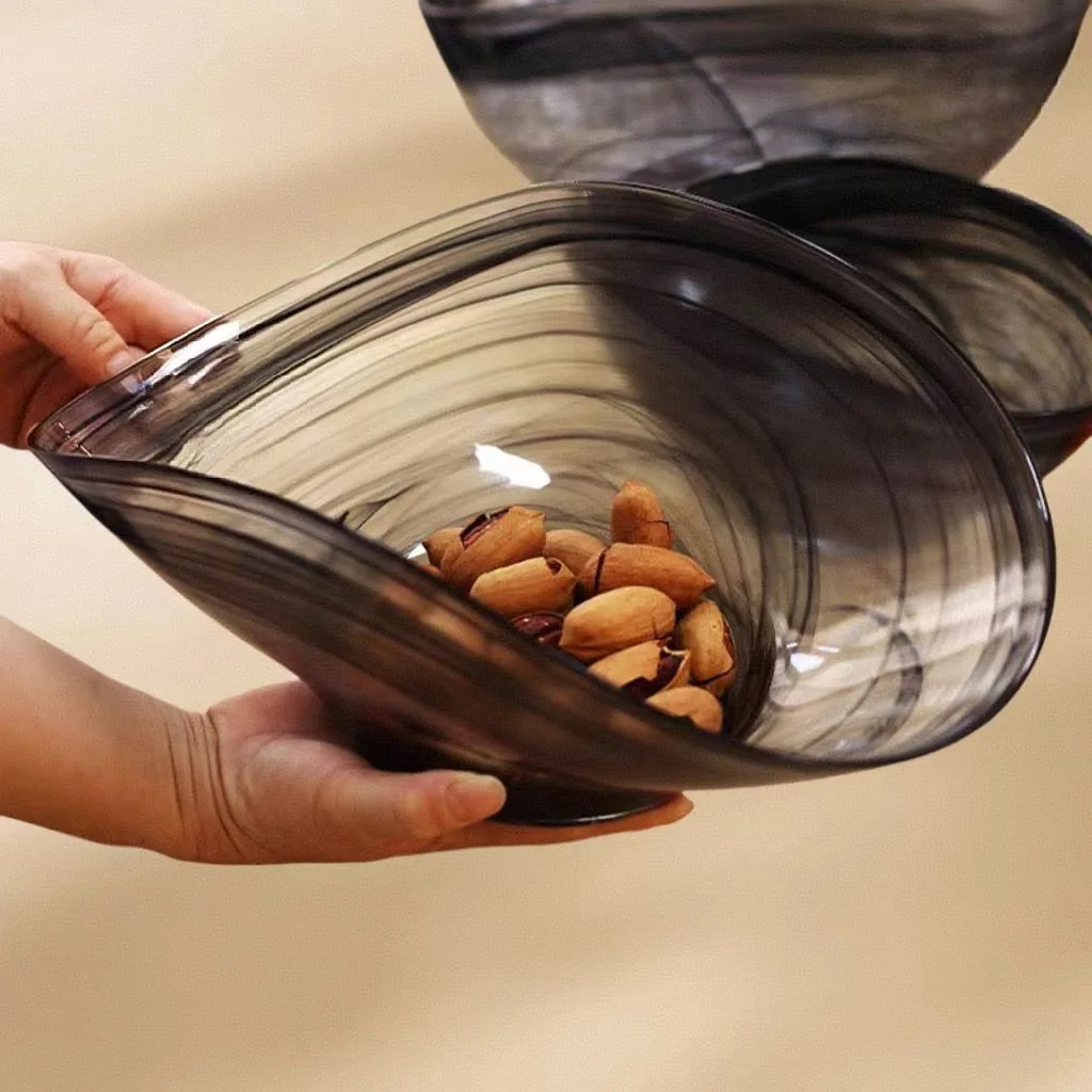 Creative round large salad bowl ornament model room, soft decoration model room desktop ink fruit plate glass bowl 
Creative round large salad bowl ornament model room, soft decoration model room desktop ink fruit plate glass bowl