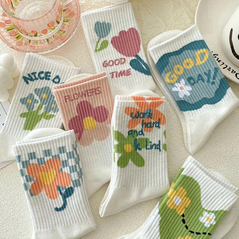White Socks Women Cotton Female Middle Tube Japanese Flower Print Sweet Style Student Short Sports Socks Stockings Girls Gift
White Socks Women Cotton Female Middle Tube Japanese Flower Print Sweet Style Student Short Sports Socks Stockings Girls Gift