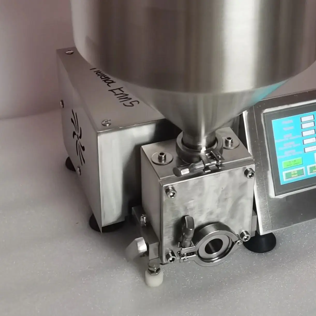 Automatic Puff Cake Donut Injecting Cheese Cream Machine For Bakery Shop Automatic Liquid Filling Machine