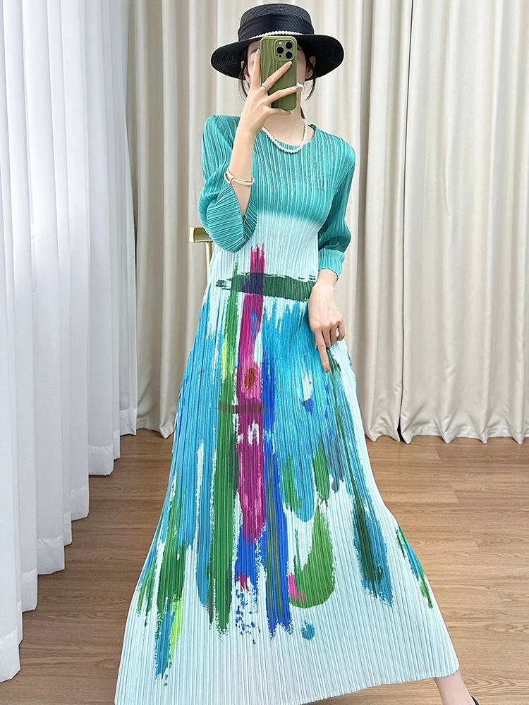 Summer New Design round Neck Seven Sleeve Printed Folded Women's Dress Three-Residence Art Innovation Polyester Fiber Straigh...
Summer New Design round Neck Seven Sleeve Printed Folded Women's Dress Three-Residence Art Innovation Polyester Fiber Straigh...