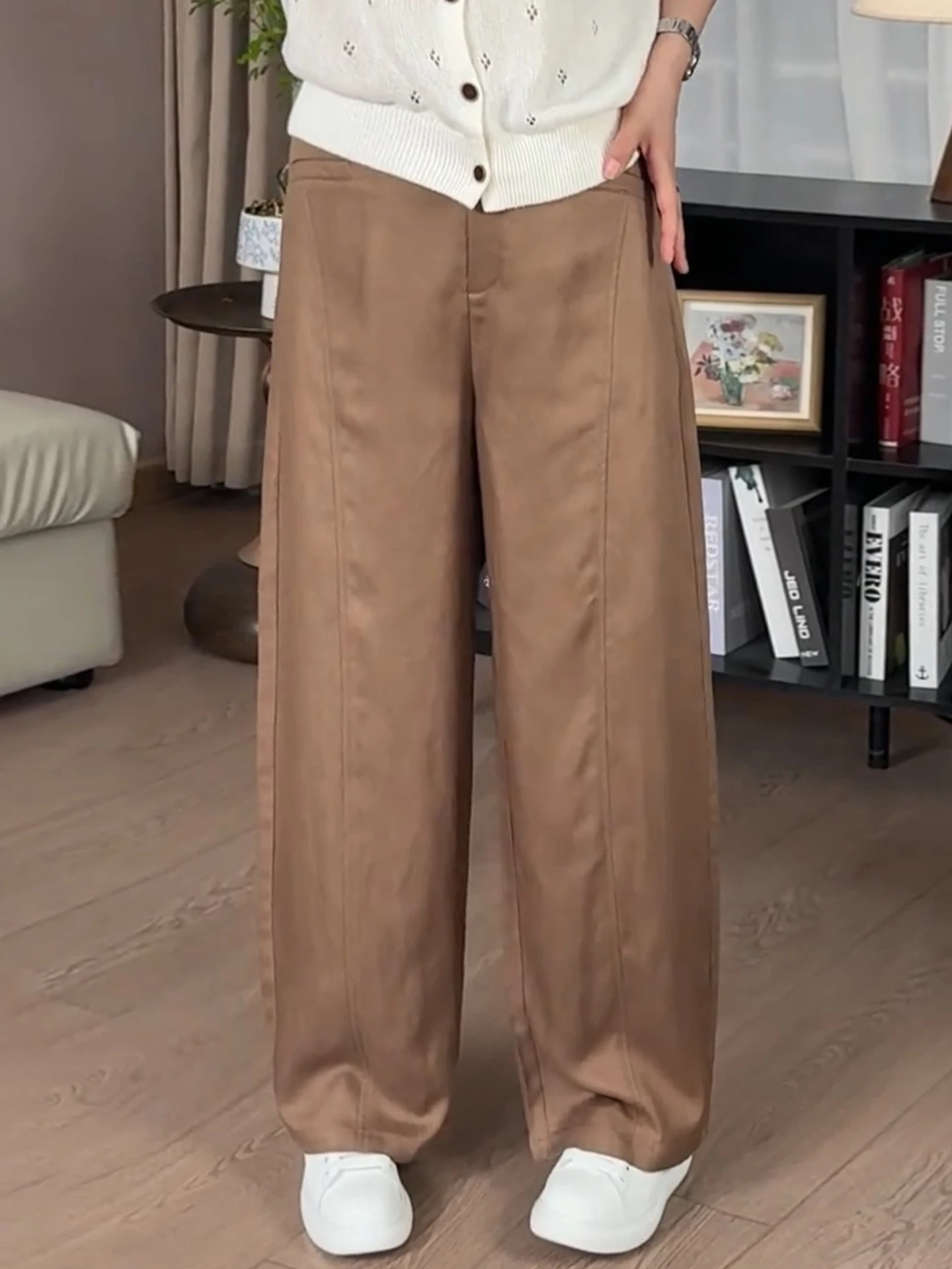 High Waist Loose Casual Wide Leg Knife Pants Women's Summer Thin New Fashionable Linen Pants Breathable Comfortable
High Waist Loose Casual Wide Leg Knife Pants Women's Summer Thin New Fashionable Linen Pants Breathable Comfortable