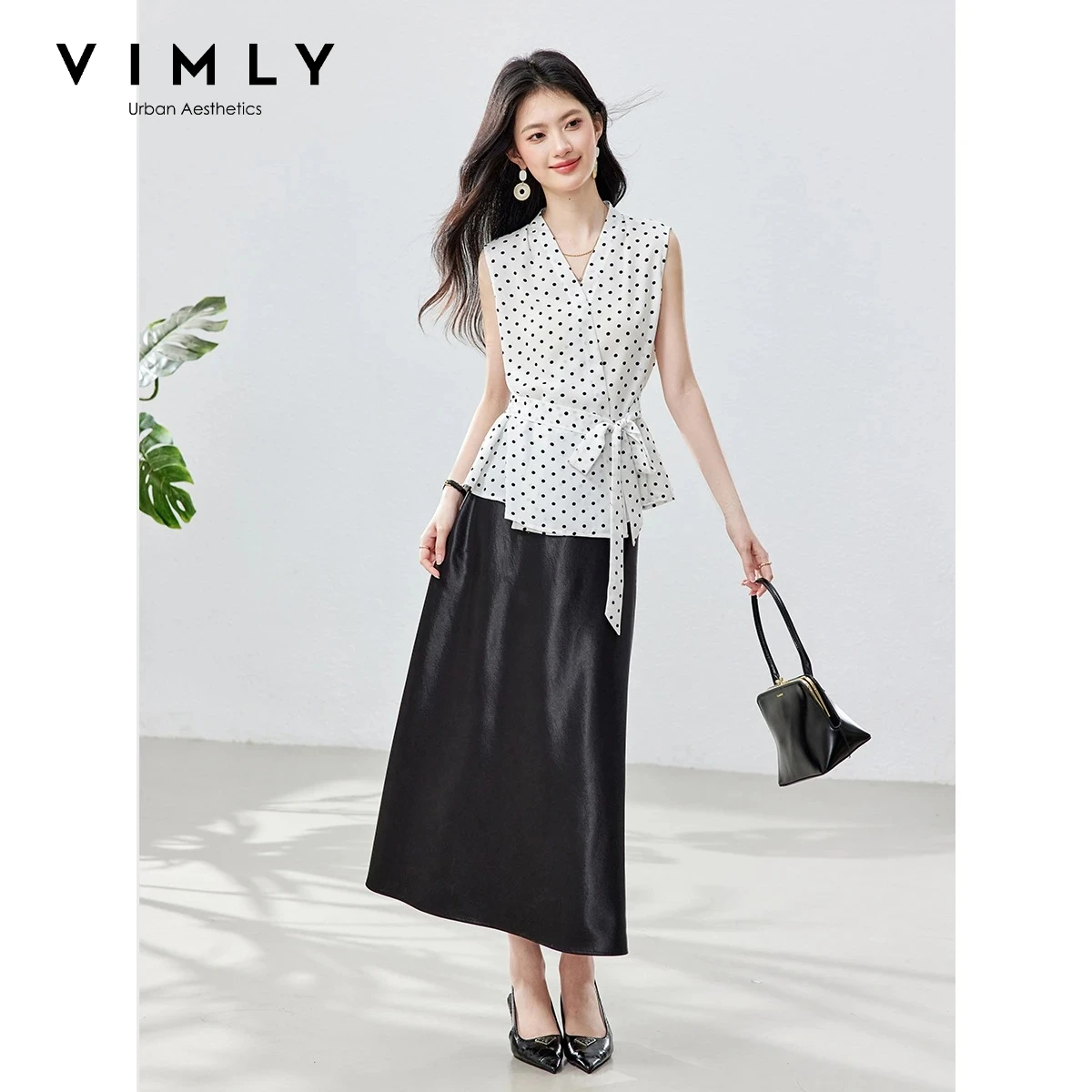 VIMLY Women Polka Dot Suit 2026 New Sleeveless Top Black Midi Skirt French Style Two-piece Set Commute Summer Clothes 30989
VIMLY Women Polka Dot Suit 2026 New Sleeveless Top Black Midi Skirt French Style Two-piece Set Commute Summer Clothes 30989