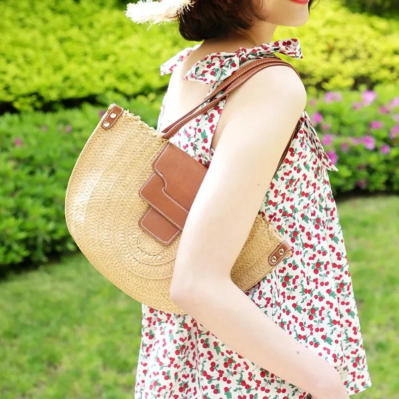 Retro Handmade Woven Semi-circular Straw Bags Women Summer Beach Crossbody Bag Bohemia Handbag Bali PU Leather Messenger
Retro Handmade Woven Semi-circular Straw Bags Women Summer Beach Crossbody Bag Bohemia Handbag Bali PU Leather Messenger