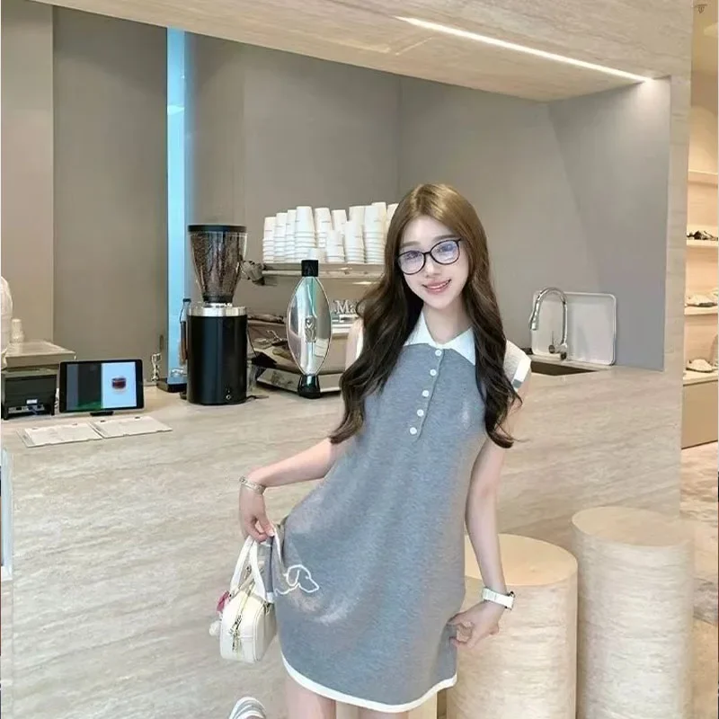 Summer Vintage Simple Preppy Style Contrast Vest Dress Women Fashion Polo-Neck Loose Casual Pullover Dresses
Summer Vintage Simple Preppy Style Contrast Vest Dress Women Fashion Polo-Neck Loose Casual Pullover Dresses