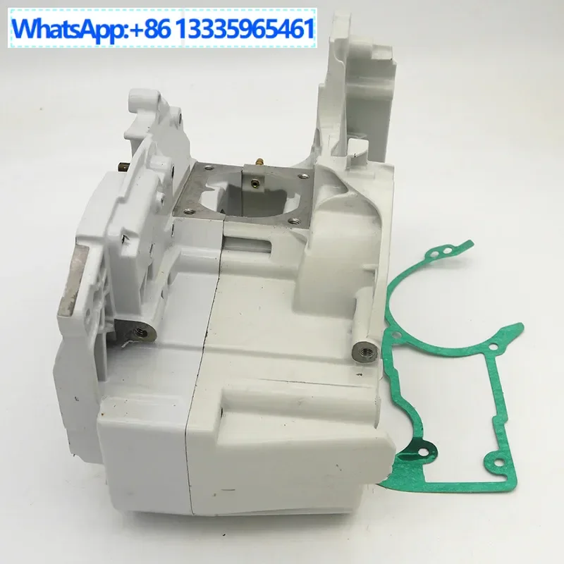 Applicable to MS440 gasoline saw accessories crankcase assembly box components fuel tank logging saw
Applicable to MS440 gasoline saw accessories crankcase assembly box components fuel tank logging saw