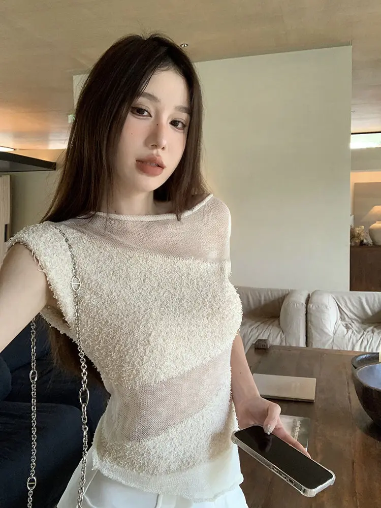 Gagarich French Spicy Girl Hollowed Out One Shoulder Short Sleeved Knitted Shirt Women Summer New Slim Fit Matching Top
Gagarich French Spicy Girl Hollowed Out One Shoulder Short Sleeved Knitted Shirt Women Summer New Slim Fit Matching Top