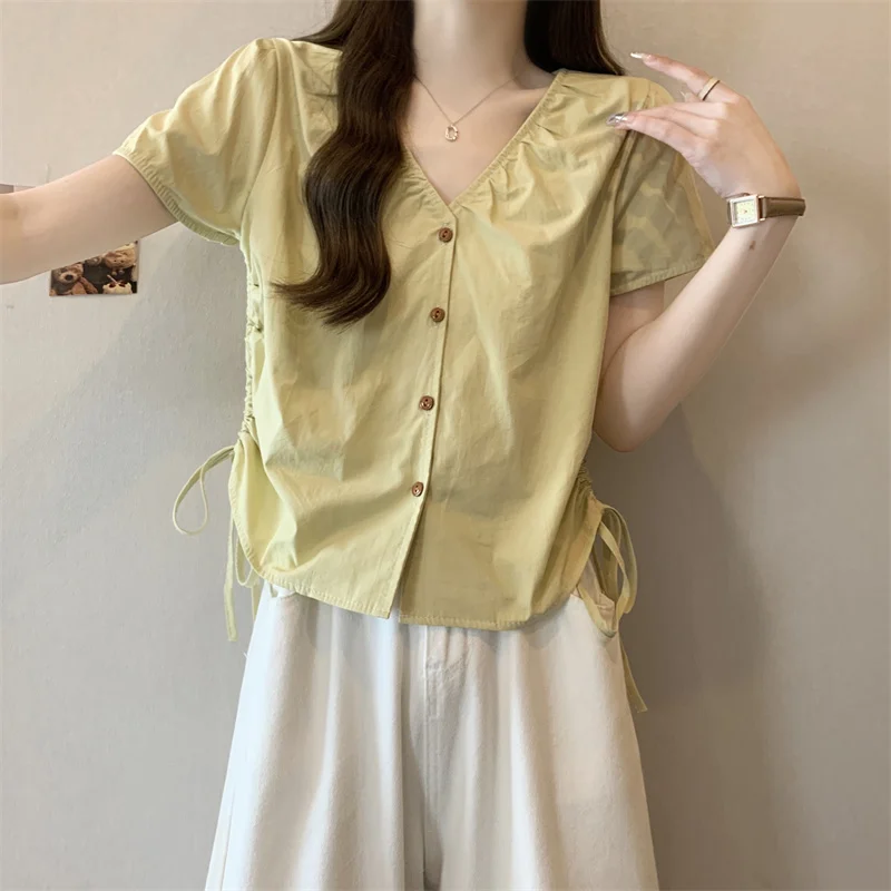 Short Sleeve Shirts Womens Patchwork Mesh Blouse Street Style Minimalist Button Up Look Fit Trendy Modern Chic Elegant Korean
Short Sleeve Shirts Womens Patchwork Mesh Blouse Street Style Minimalist Button Up Look Fit Trendy Modern Chic Elegant Korean