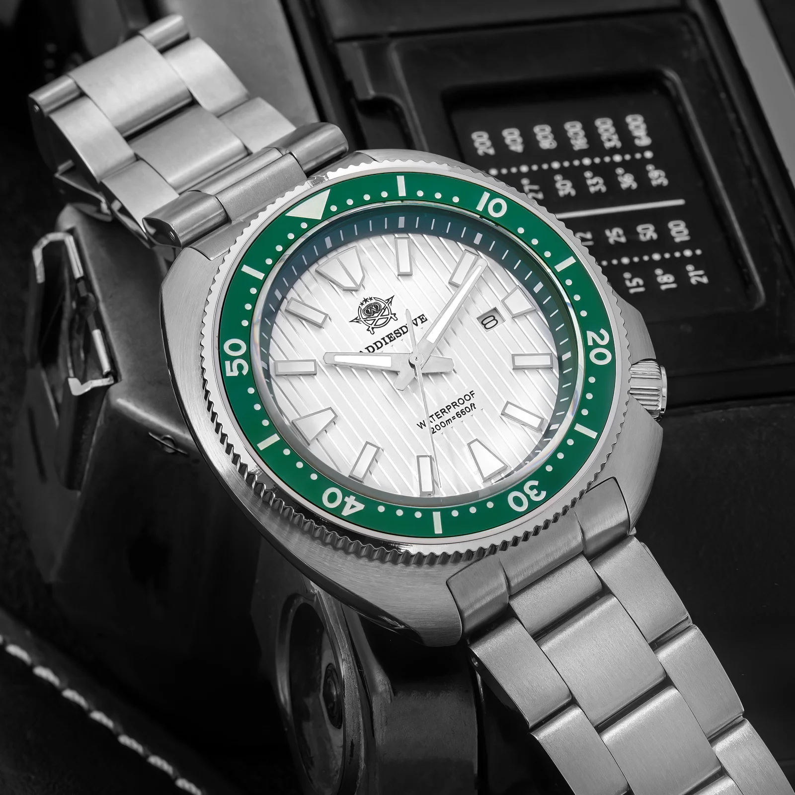 ADDIESDIVE AD2507 Japan 2115 Sapphire Glass Watches 20Bar Waterproof Super Luminous Wristwatches Stainless Steel Quartz Watch
ADDIESDIVE AD2507 Japan 2115 Sapphire Glass Watches 20Bar Waterproof Super Luminous Wristwatches Stainless Steel Quartz Watch