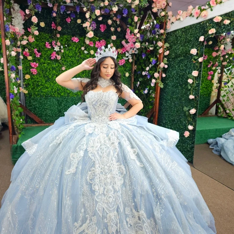 Shiny aqua blue Quinceanera Dress crystal glitter Decal Long tail Lace layering Bow Vestidos De 15 Quinceanera Customize
Shiny aqua blue Quinceanera Dress crystal glitter Decal Long tail Lace layering Bow Vestidos De 15 Quinceanera Customize