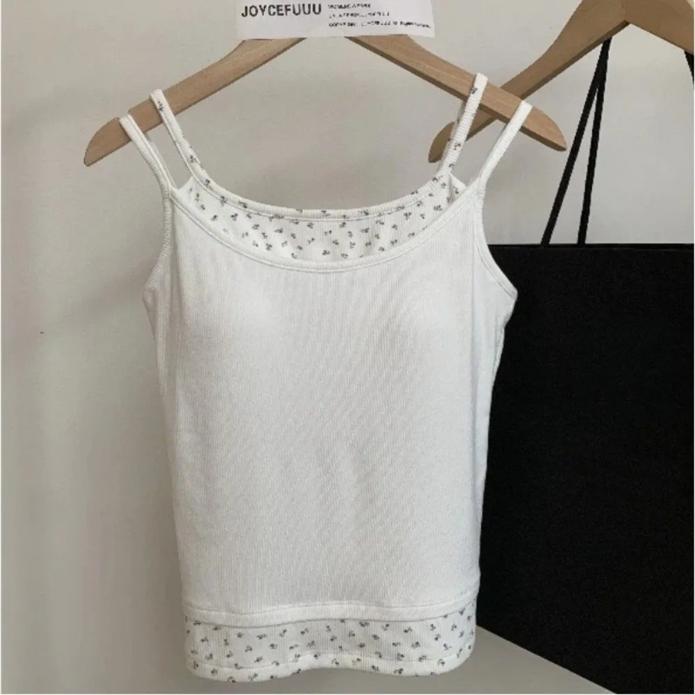 Fashion Sexy Tank Tops Floral Printing with Bra Pad Spaghetti Strapy Top Off Shoulder Patchwork Women Camisole Worn Outside
Fashion Sexy Tank Tops Floral Printing with Bra Pad Spaghetti Strapy Top Off Shoulder Patchwork Women Camisole Worn Outside