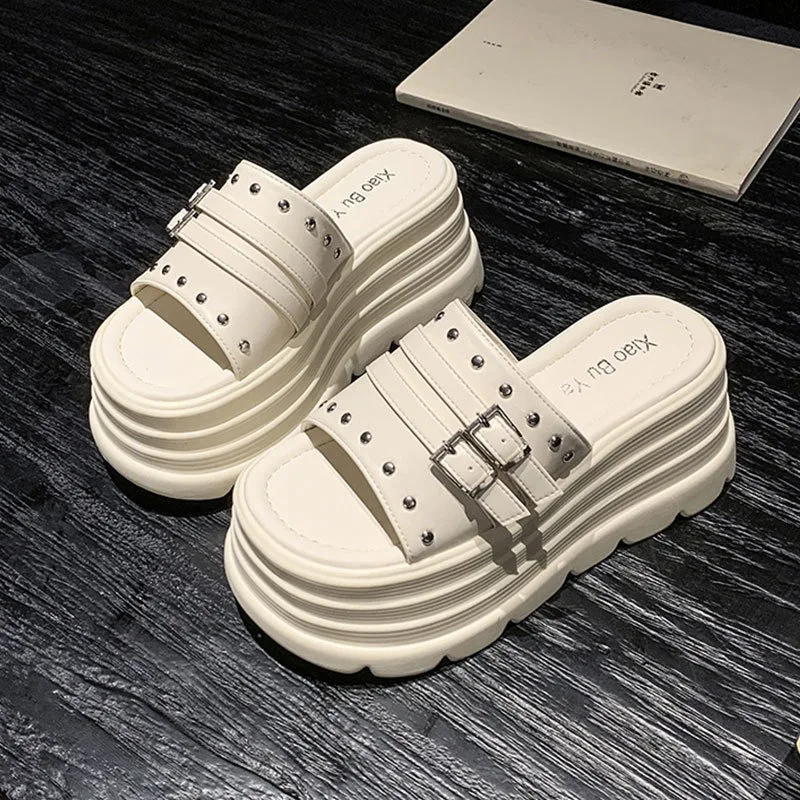 Women's Chunky Slippers 8CM Height Increasing Platform Sandals 2025Summer New Beach Slippers for Women Punk Style Casual Slipper
Women's Chunky Slippers 8CM Height Increasing Platform Sandals 2025Summer New Beach Slippers for Women Punk Style Casual Slipper
