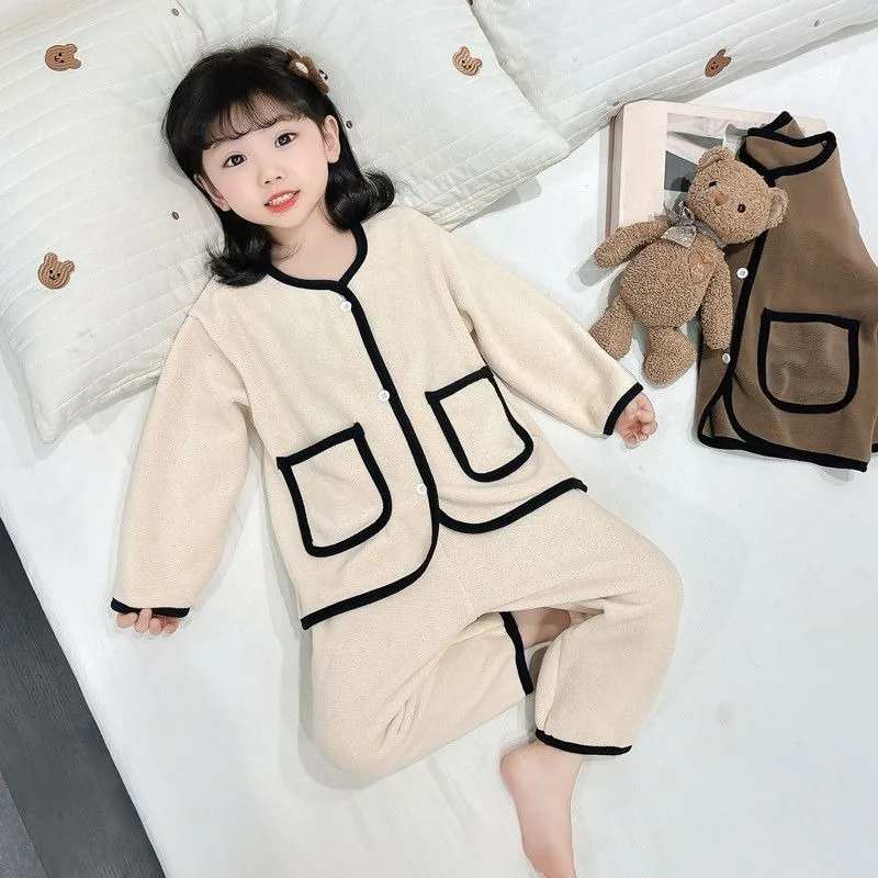 Girls' Coral Fleece Flannel Winter Sleepwear Set Solid Color Cardigan Pajamas for Kids Warm Winter Homewear for Children
Girls' Coral Fleece Flannel Winter Sleepwear Set Solid Color Cardigan Pajamas for Kids Warm Winter Homewear for Children