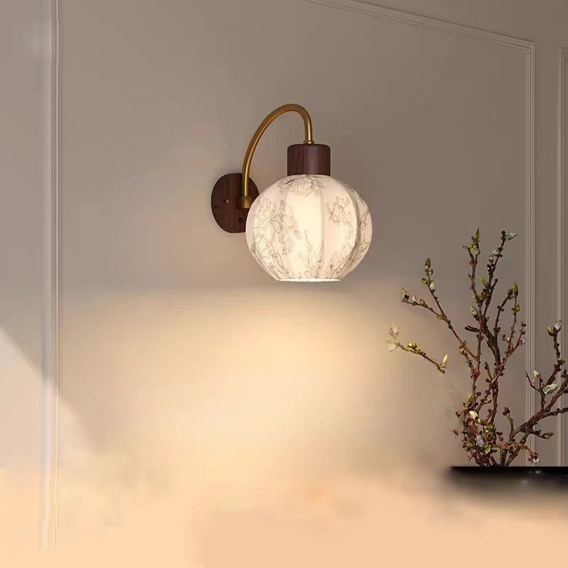 Medieval wall lamp bedside creative art corridor aisle lamp background wall decoration
Medieval wall lamp bedside creative art corridor aisle lamp background wall decoration