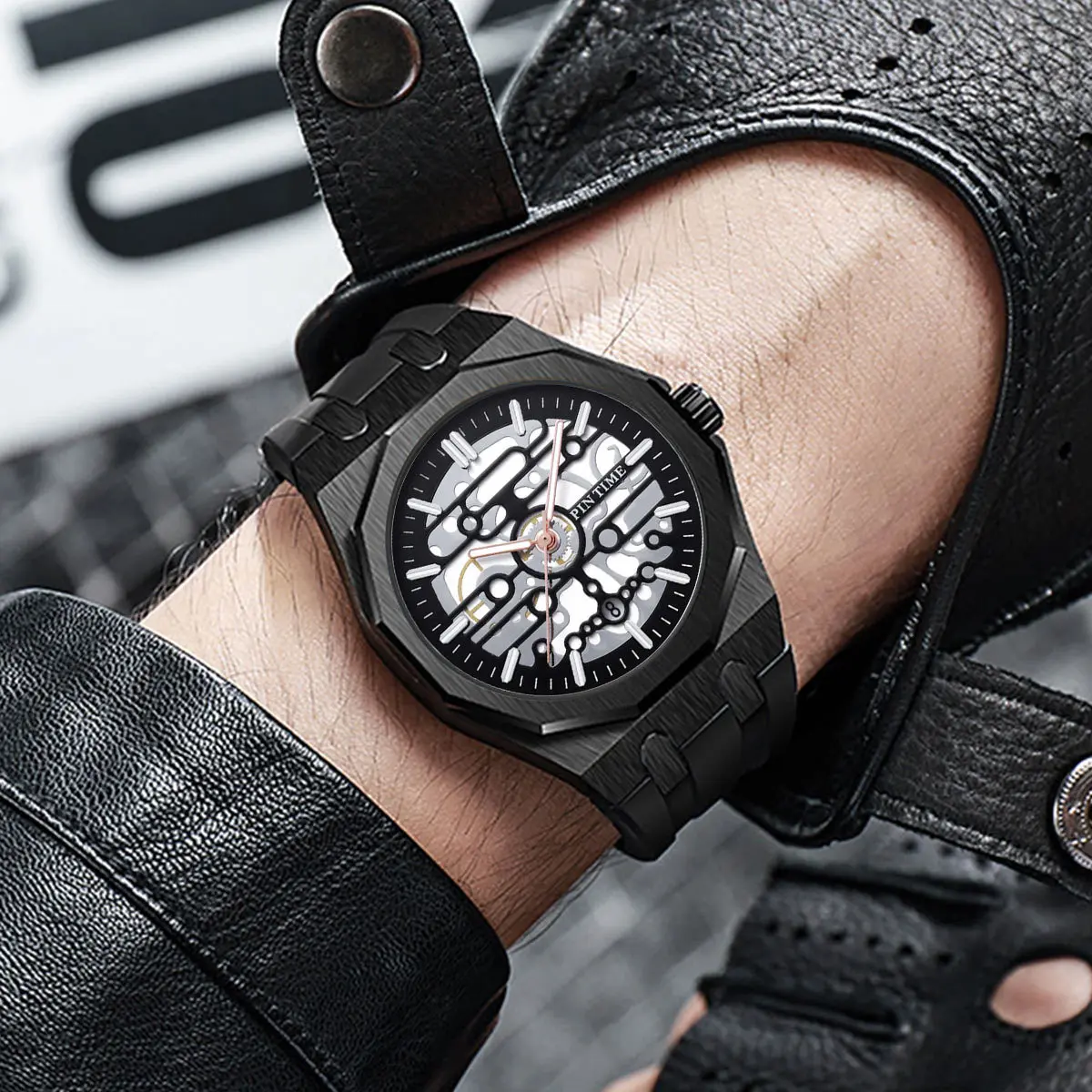 Fashion Men's Watch Waterproof Sport Mechanical Style Hollow Dial Design Watches For Men Quartz Wristwatch Relogio Masculino
Fashion Men's Watch Waterproof Sport Mechanical Style Hollow Dial Design Watches For Men Quartz Wristwatch Relogio Masculino