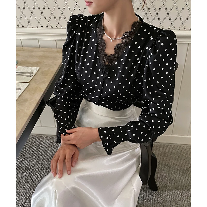 MEXZT Vintage Polka Dots Shirts Women Elegant Black Lace Chiffon Blouses Office Ladies Korean V Neck Long Sleeve Design Tops New
MEXZT Vintage Polka Dots Shirts Women Elegant Black Lace Chiffon Blouses Office Ladies Korean V Neck Long Sleeve Design Tops New