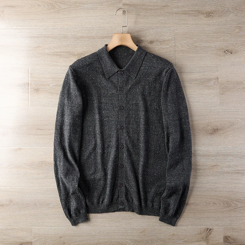 Мужской хлопковый вязаный кардиган Ele: повседневный, модный, осенний, с длинным рукавом, отложным воротником, мягкий и удобный трикотаж
Мужской хлопковый вязаный кардиган Ele: повседневный, модный, осенний, с длинным рукавом, отложным воротником, мягкий и удобный трикотаж