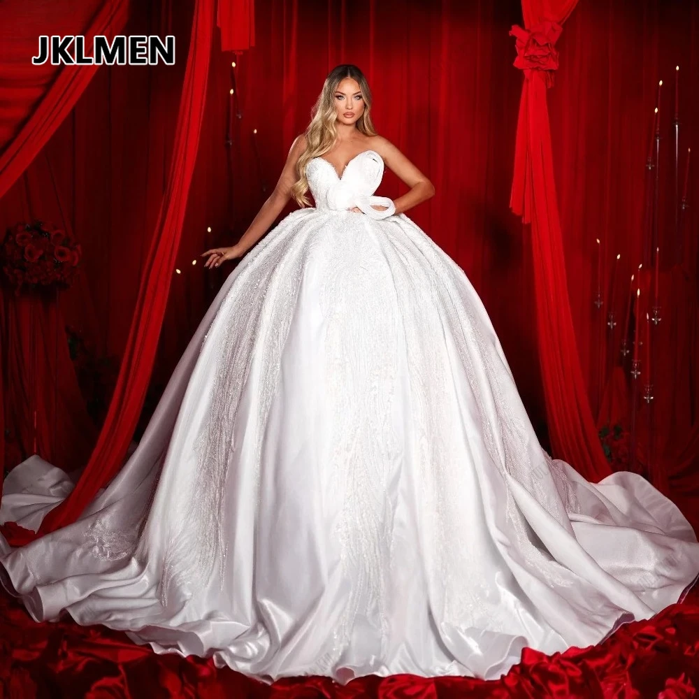 Custom Made Luxury Embroidery Ball Gown Wedding Dress Sleeveless Shiny Beaded Appliques Lace Princess Bridal Gowns
Custom Made Luxury Embroidery Ball Gown Wedding Dress Sleeveless Shiny Beaded Appliques Lace Princess Bridal Gowns