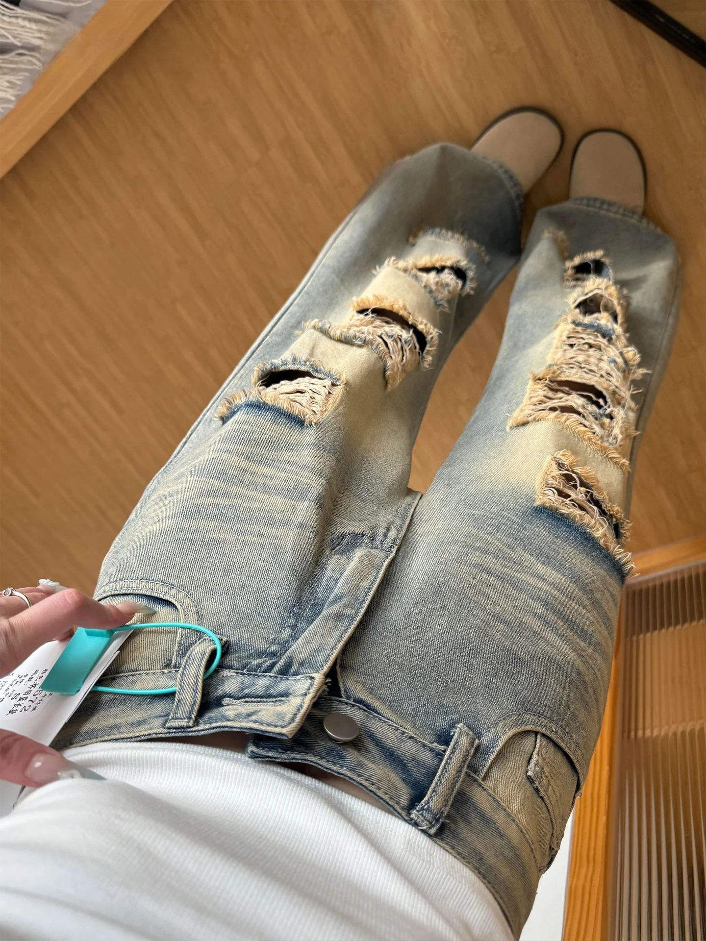 Женские джинсы в стиле ретро в американском стиле с высокой талией, прямые тонкие летние широкие брюки с большими дырками, винтажные трапециевидные брюки 
Женские джинсы в стиле ретро в американском стиле с высокой талией, прямые тонкие летние широкие брюки с большими дырками, винтажные трапециевидные брюки