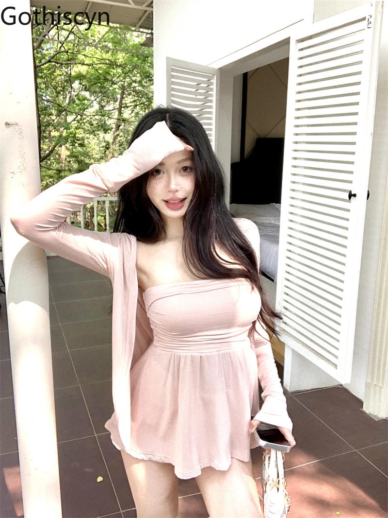 Gothiscyn Hotsweet Strapless Slim Fit Tank Top Pure Cotton Long-sleeved Cardigan Two-piece Set Fashion Female Clothes
Gothiscyn Hotsweet Strapless Slim Fit Tank Top Pure Cotton Long-sleeved Cardigan Two-piece Set Fashion Female Clothes