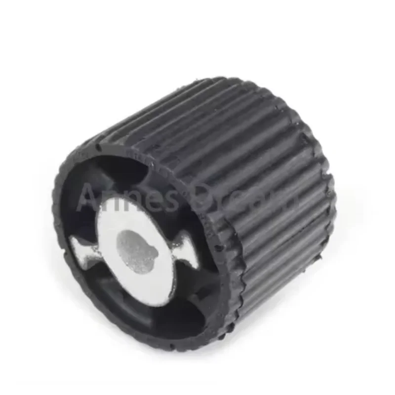 F07 F10 F11 F18 F06 Подшипник задней рамы для BMW F12 F13 F01 F02 F04 Подшипник задней рамы 33316792872 33316792873
F07 F10 F11 F18 F06 Подшипник задней рамы для BMW F12 F13 F01 F02 F04 Подшипник задней рамы 33316792872 33316792873