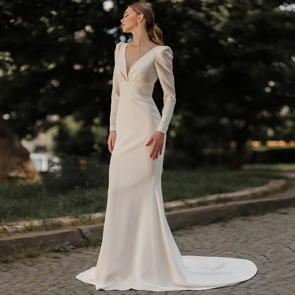 Modern Women Pleats Deep V-Neck Mermaid Wedding Dess with Court Train Customized Zipper Back Jersey Long Sleeves Bridal Dress
Modern Women Pleats Deep V-Neck Mermaid Wedding Dess with Court Train Customized Zipper Back Jersey Long Sleeves Bridal Dress