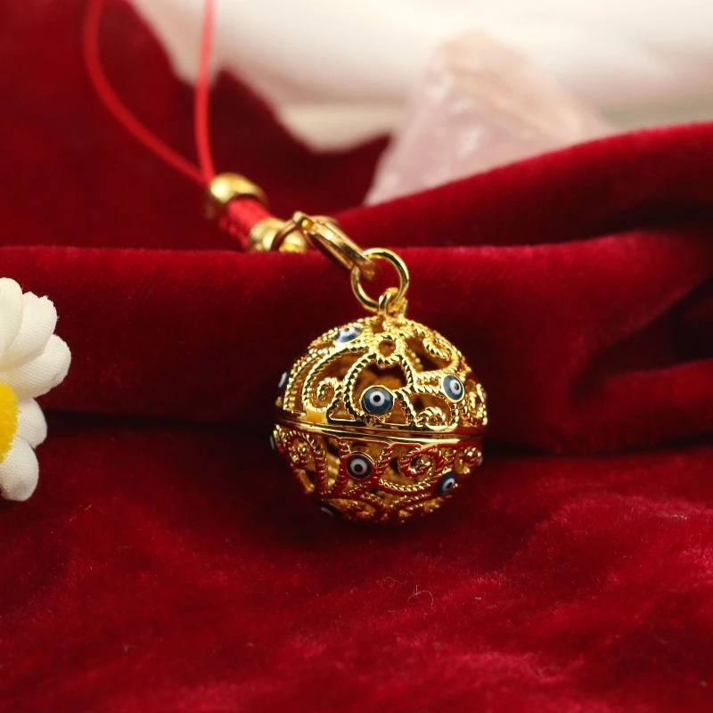 Chinese Ancient Style Hollow Flower Thread Can Open Sachet Ball Keychain Mobile Phone Pendant
Chinese Ancient Style Hollow Flower Thread Can Open Sachet Ball Keychain Mobile Phone Pendant