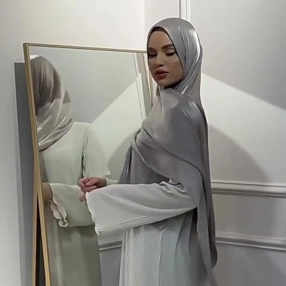 Модный шелковый хиджаб-шарф, длинная бандана, универсальный широкий исламский тюрбан для женщин
Модный шелковый хиджаб-шарф, длинная бандана, универсальный широкий исламский тюрбан для женщин