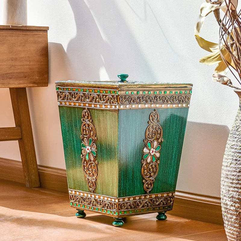 Мусорный бак из цельного дерева в стиле ретро с крышкой, стильный деревянный мусорный бак для дома, гостиной, отеля, офиса, ящик для хранения
Мусорный бак из цельного дерева в стиле ретро с крышкой, стильный деревянный мусорный бак для дома, гостиной, отеля, офиса, ящик для хранения